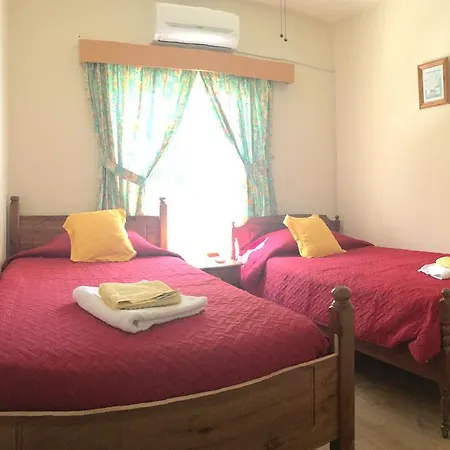 Cozy Holiday Flat In Near Foinikoudes * Larnaca