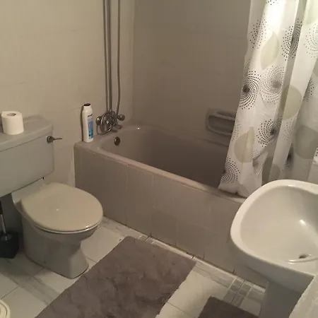 Cozy Holiday Flat In Near Foinikoudes Larnaca